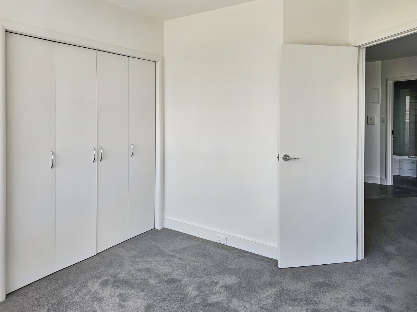 Central City - Madison On the Square - Spacious 2 Bedroom Apartment - Carpark and Water Included photo