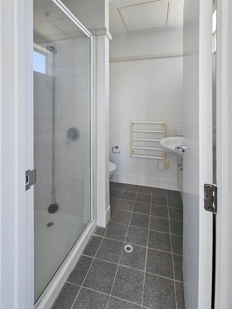 Central City - Madison On the Square - Spacious 2 Bedroom Apartment - Carpark and Water Included photo