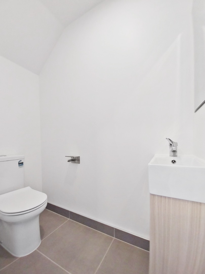 3 bdrm home Mangere Bridge photo