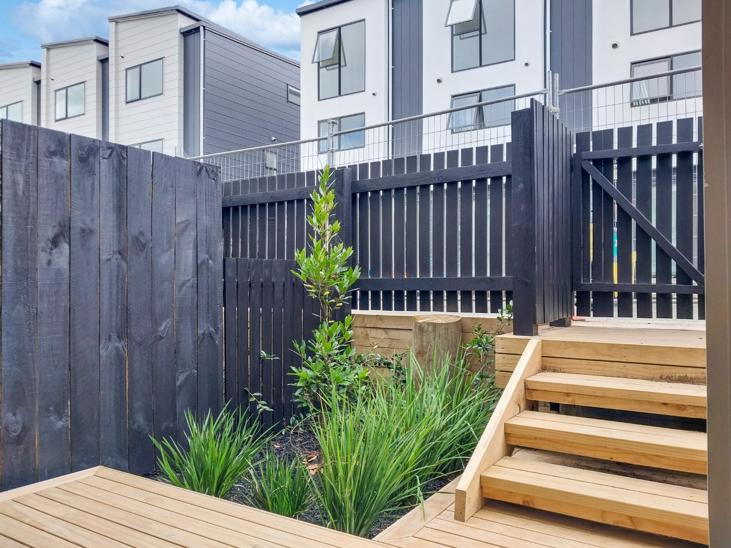 3 bdrm home Mangere Bridge photo