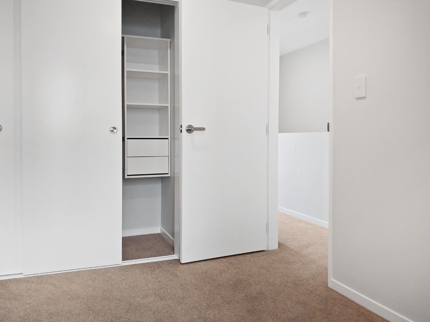 3 bdrm home Mangere Bridge photo