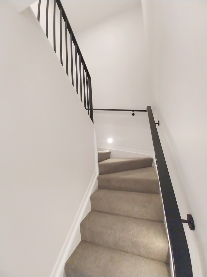 WAIATA SHORES LUXURY: 4 Bed, 2 Ensuites (4 Toilets), Reserve Walkway & Playground photo