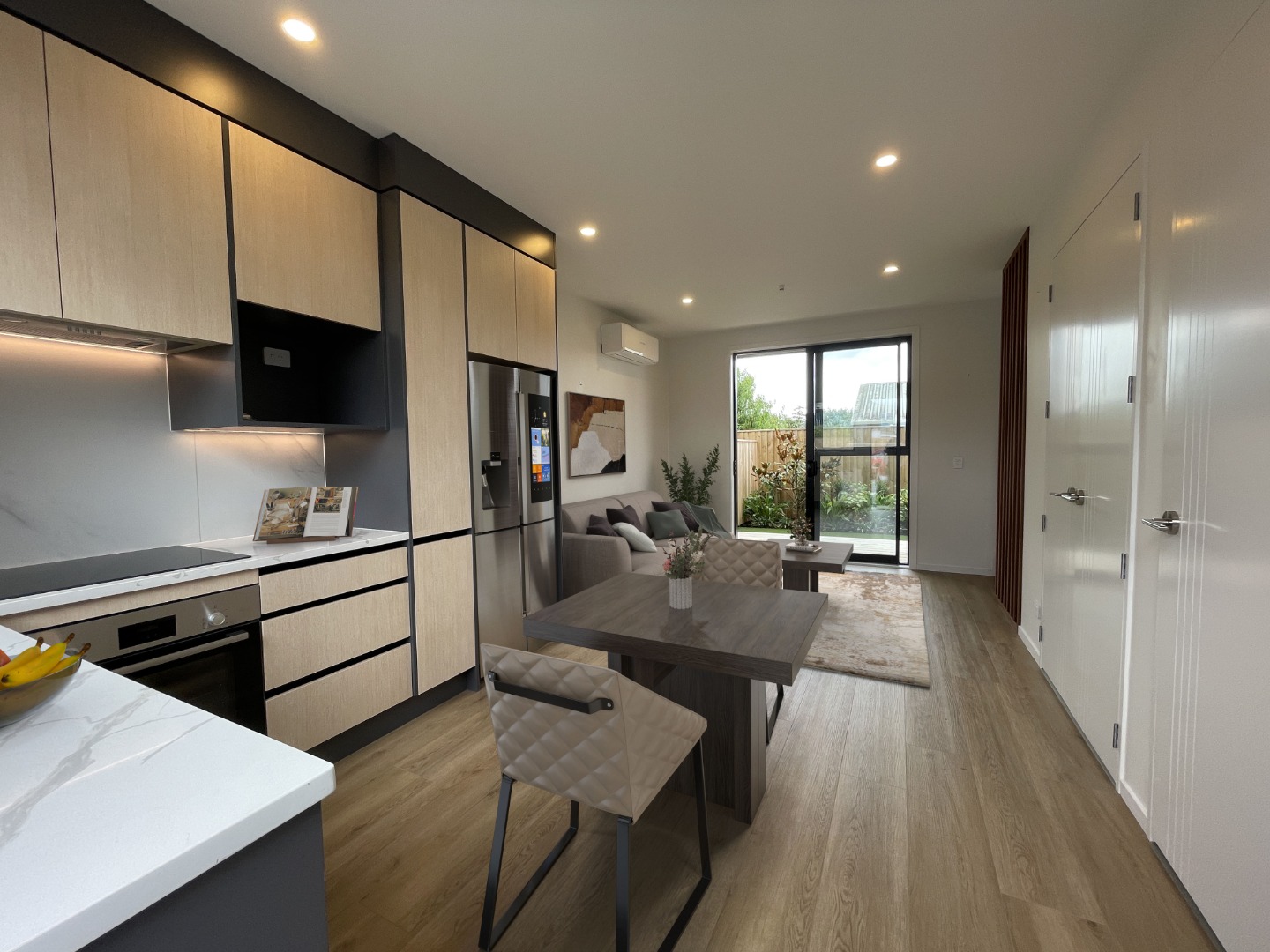 Stunning Peninsula Location! photo