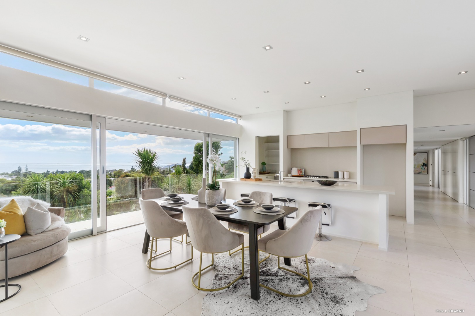 CASTOR BAY - Top Quality Luxury Family home with breath taking views photo