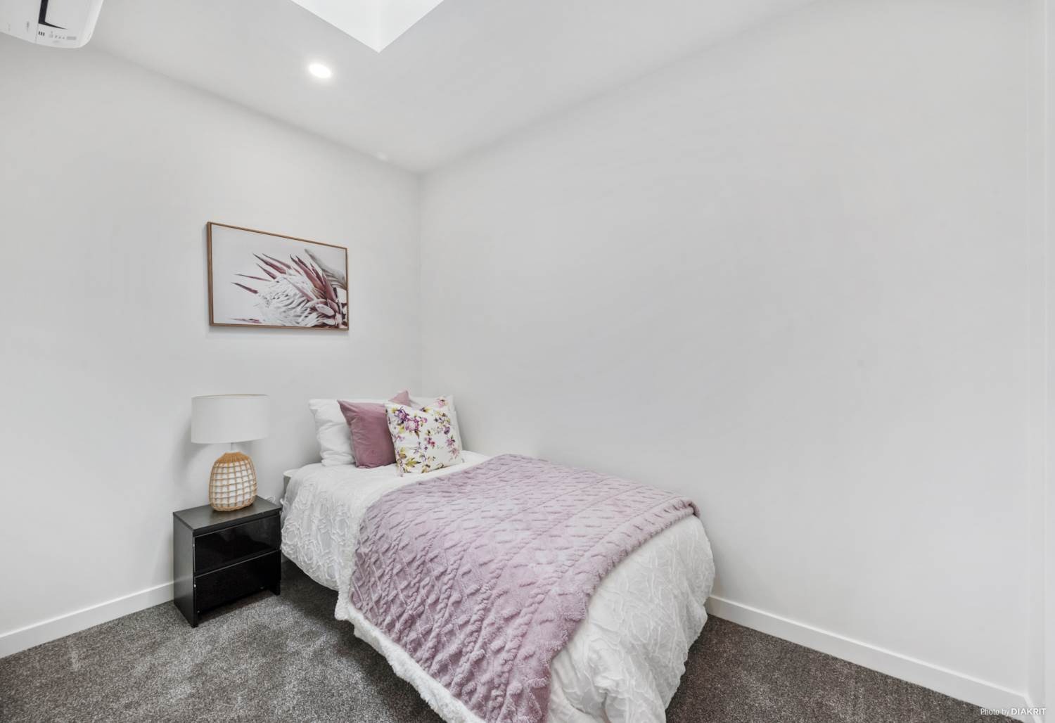 4-Bedroom House with 3.5 Bathrooms in Totara Vale photo