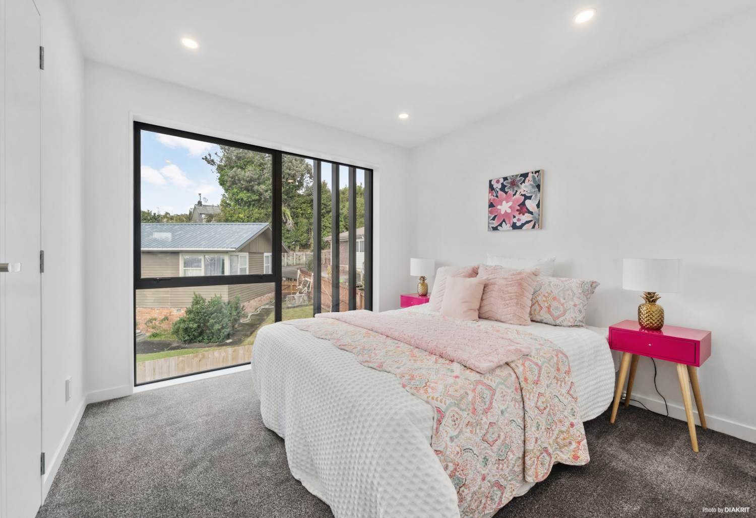4-Bedroom House with 3.5 Bathrooms in Totara Vale photo