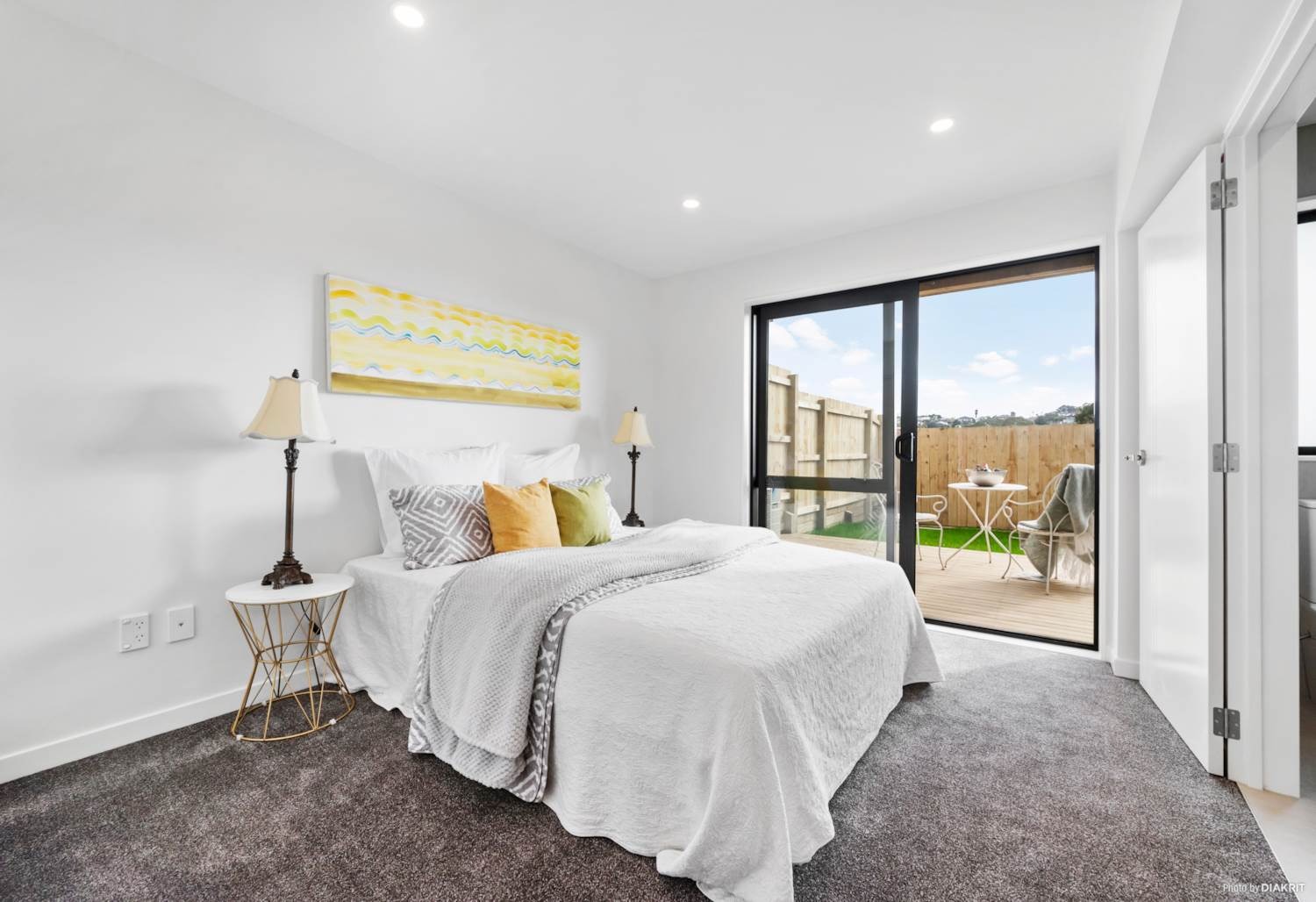 4-Bedroom House with 3.5 Bathrooms in Totara Vale photo
