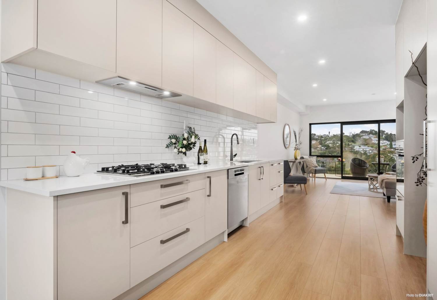 4-Bedroom House with 3.5 Bathrooms in Totara Vale photo