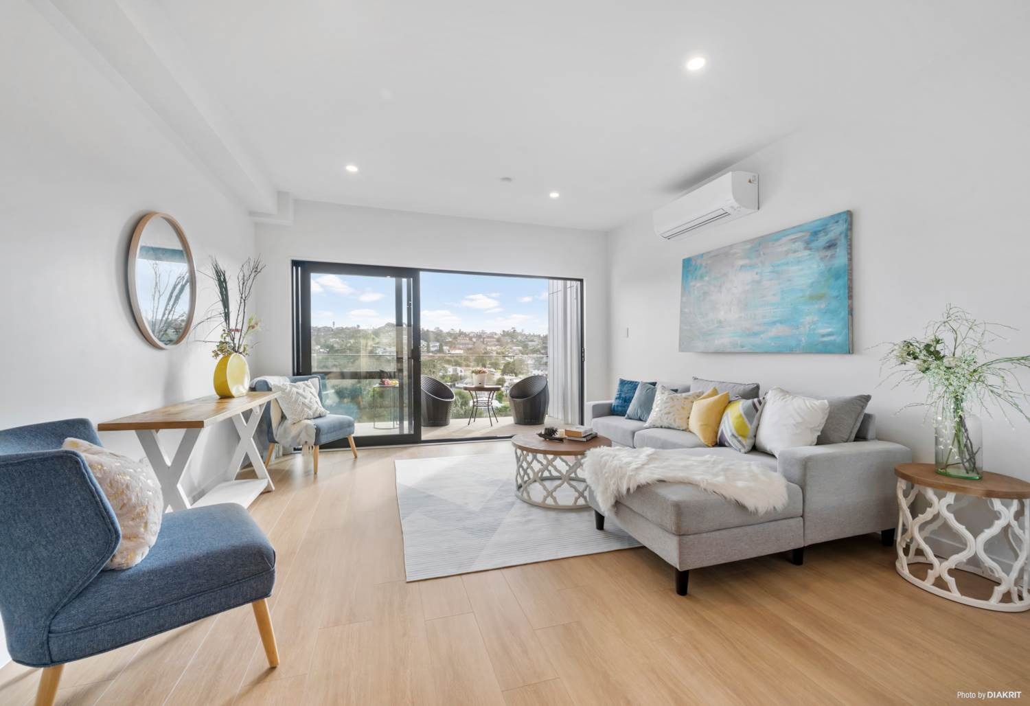 4-Bedroom House with 3.5 Bathrooms in Totara Vale photo