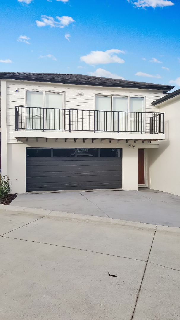 SPACIOUS TOWNHOUSE -4 BEDROOMS-MELIA PLACE photo