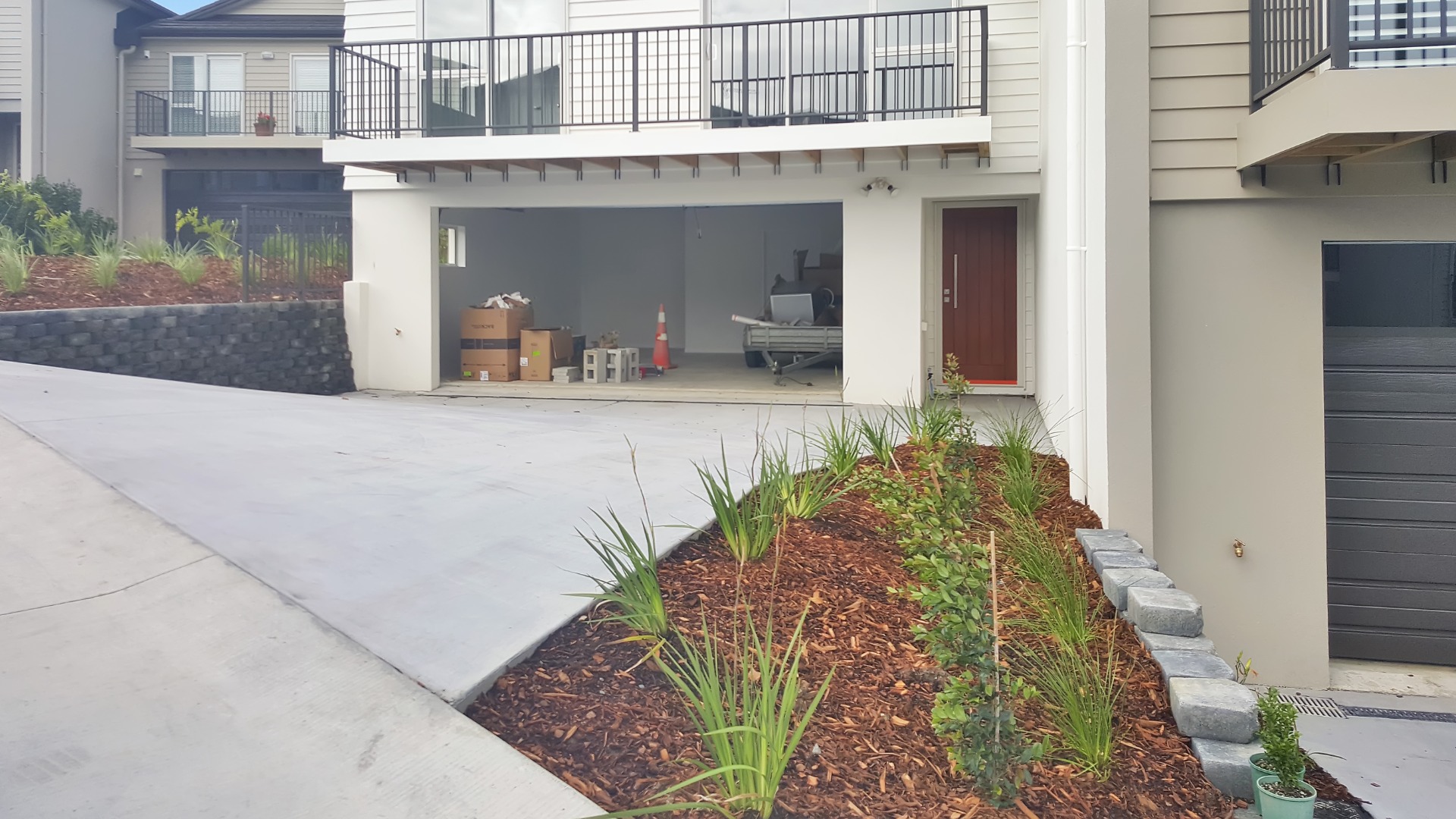SPACIOUS TOWNHOUSE -4 BEDROOMS-MELIA PLACE photo
