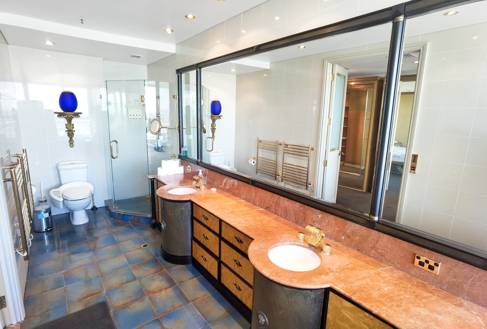 Experience Unmatched Luxury Living at Quay West on Albert Street!  photo