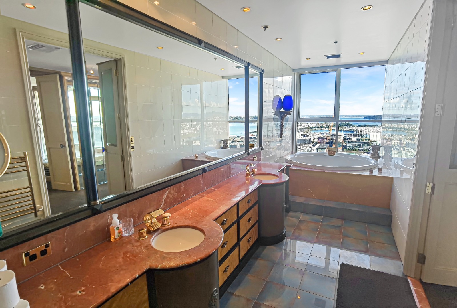 Experience Unmatched Luxury Living at Quay West on Albert Street!  photo