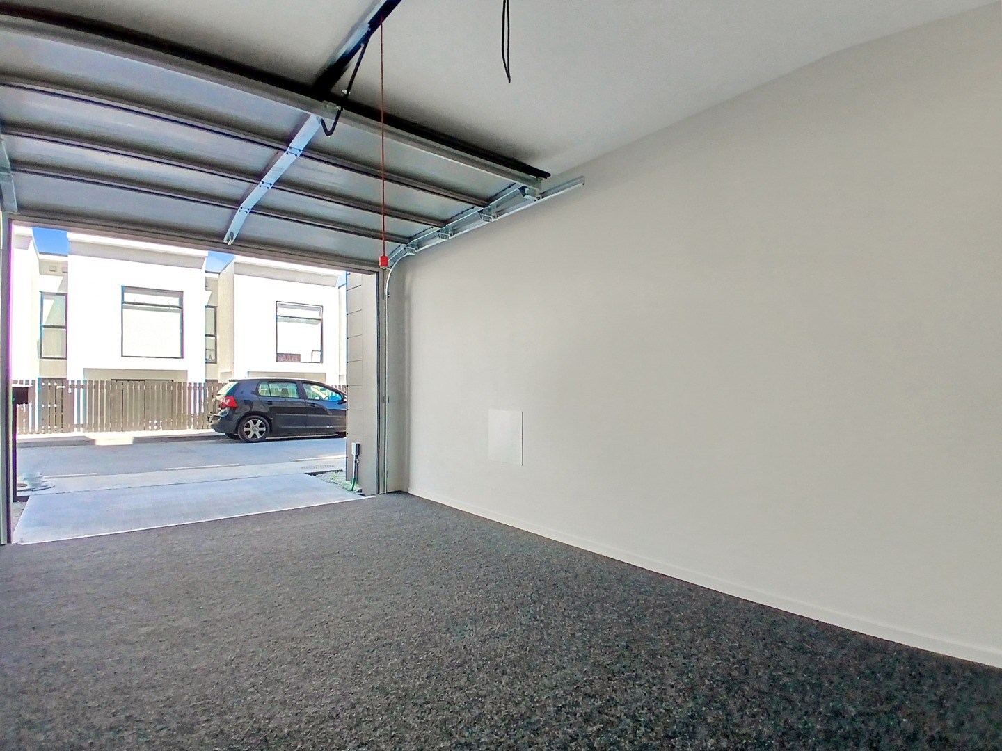 3 Bdrms/ 2 FULL bthms with GARAGE in Mangere Bridge! photo