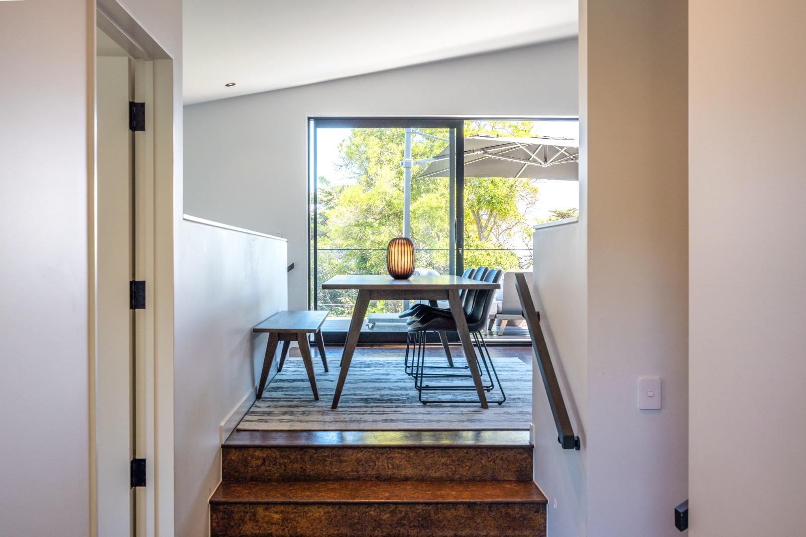 Enclosure Bay Retreat $795 p/w photo