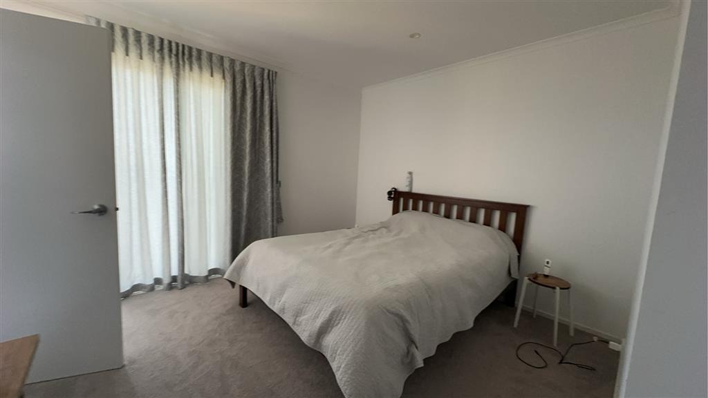 Modern 3-Bedroom Home with 2 Bathrooms in Hobsonville photo