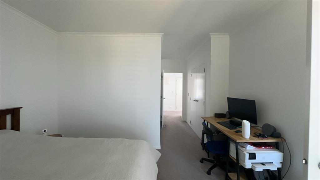 Modern 3-Bedroom Home with 2 Bathrooms in Hobsonville photo