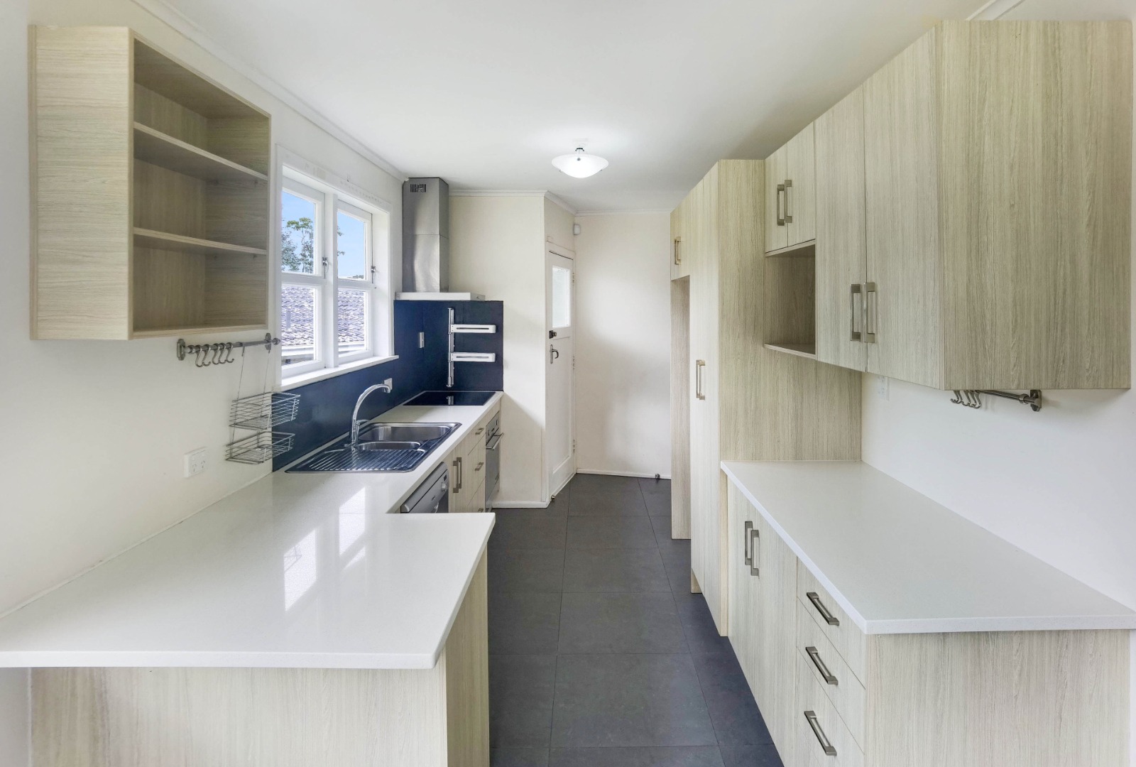 GLENFIELD - 3 Bedroom Family Home photo