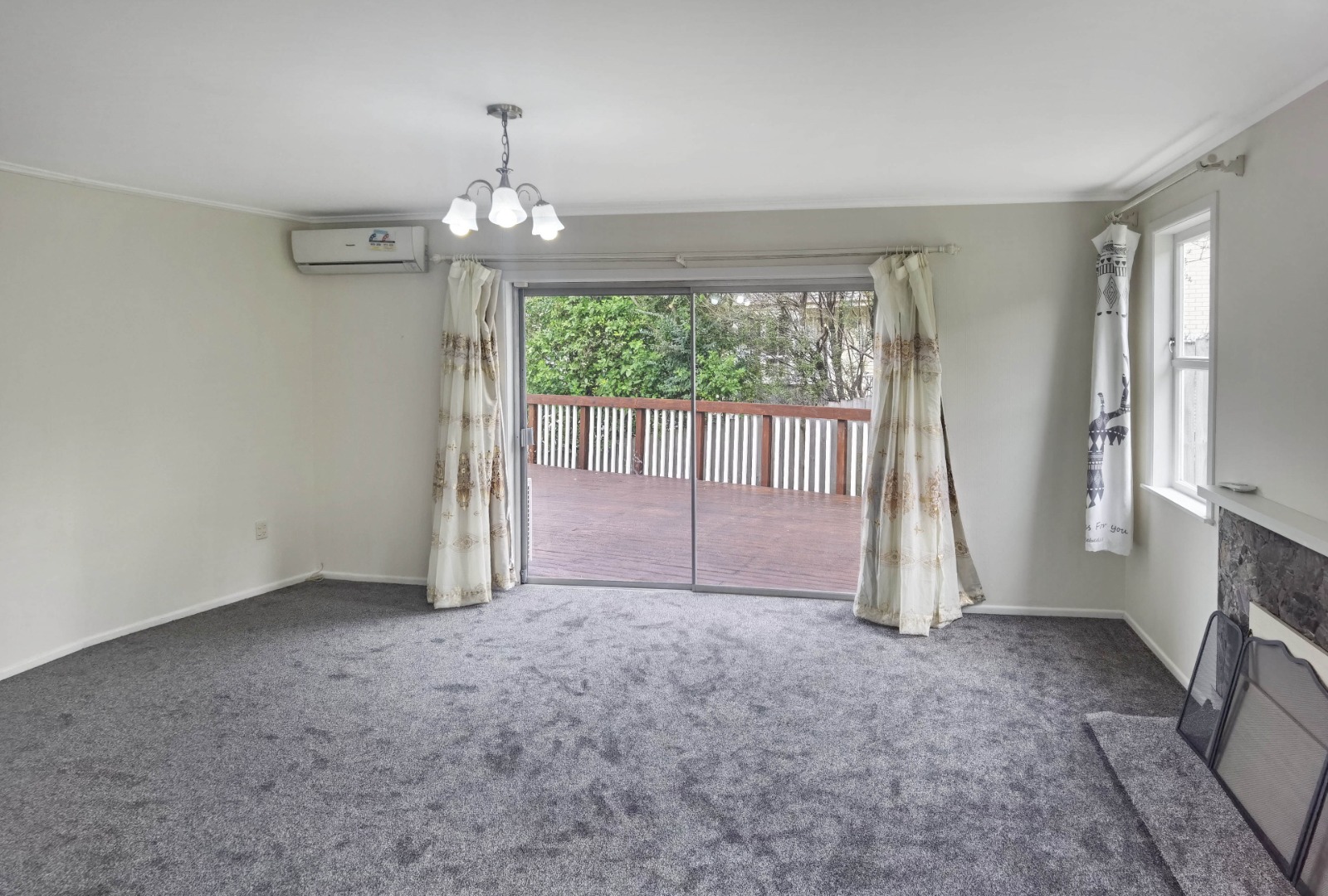 GLENFIELD - 3 Bedroom Family Home photo