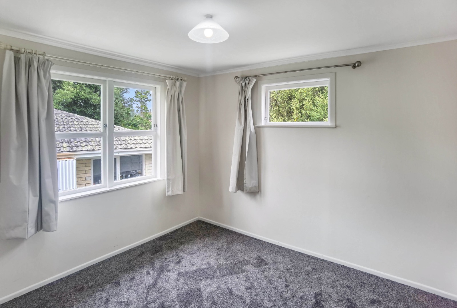 GLENFIELD - 3 Bedroom Family Home photo