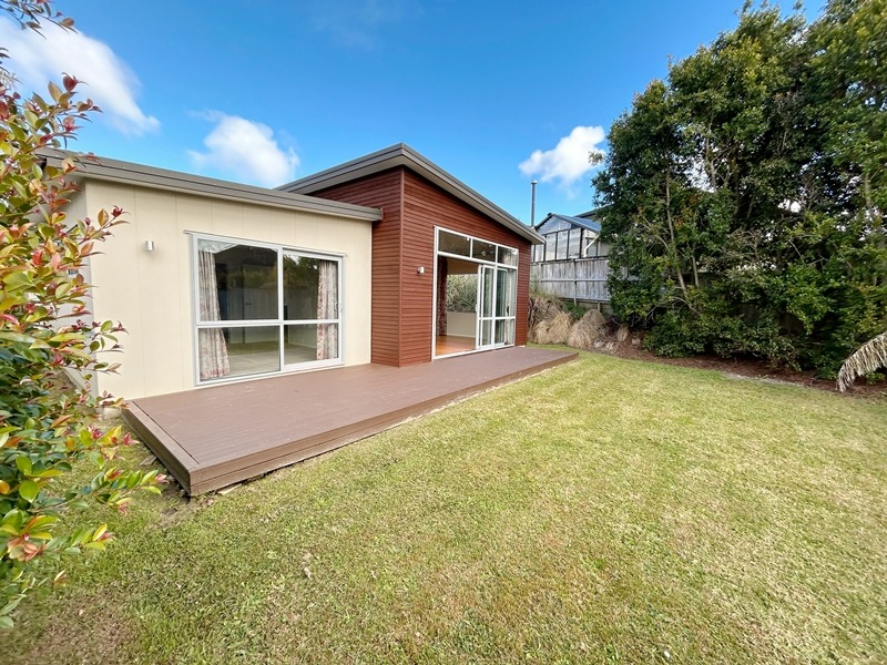 SILVERDALE - 4 Bedroom Family Home photo