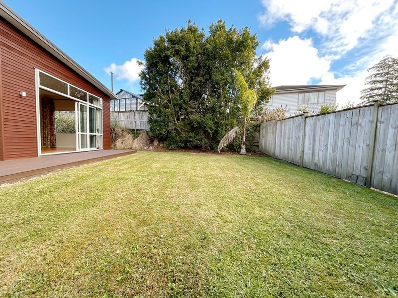 SILVERDALE - 4 Bedroom Family Home photo