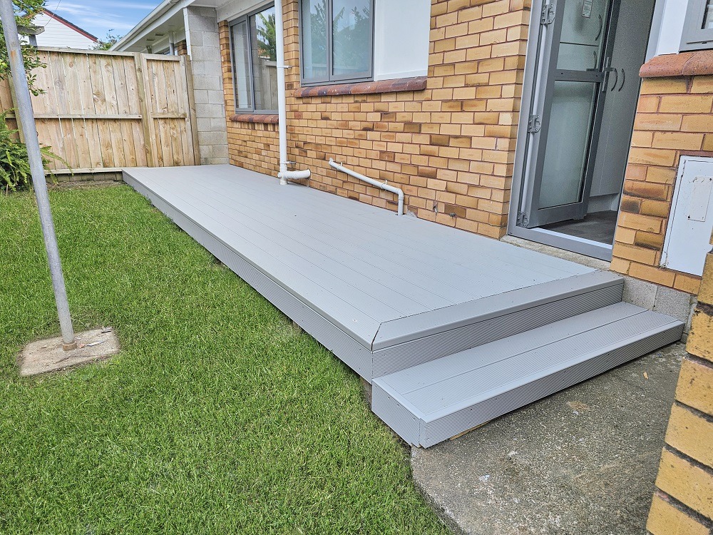 ELLERSLIE - Great Location photo