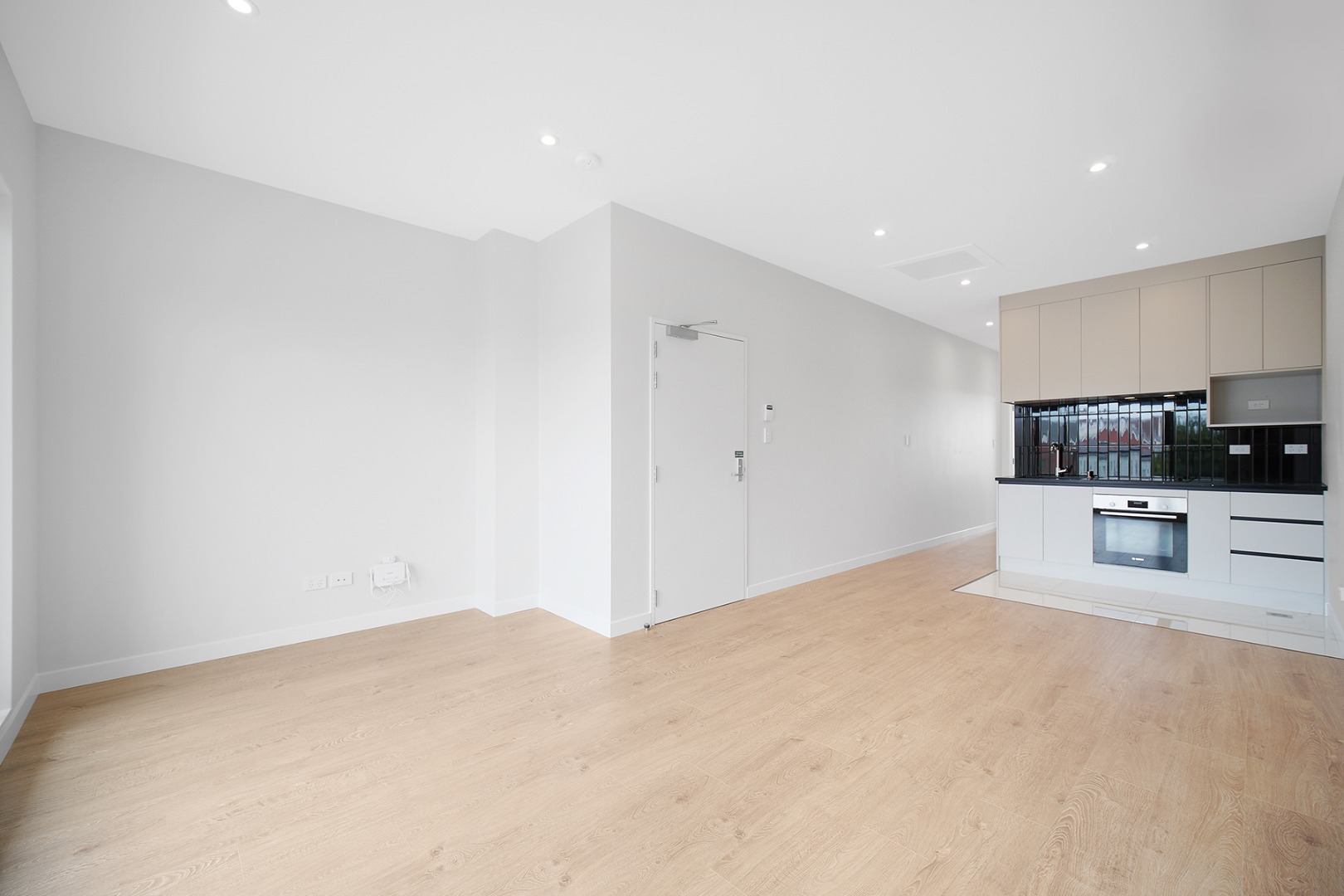 NEWLY built sunny one bedroom apartment in Hobsonville photo