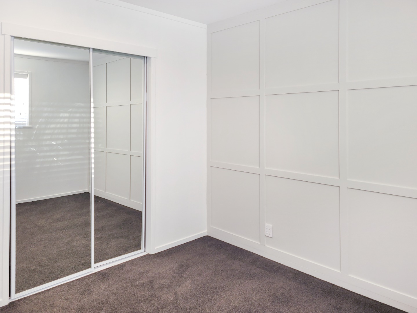 Refurbished two bedroom Onehunga mall unit. photo