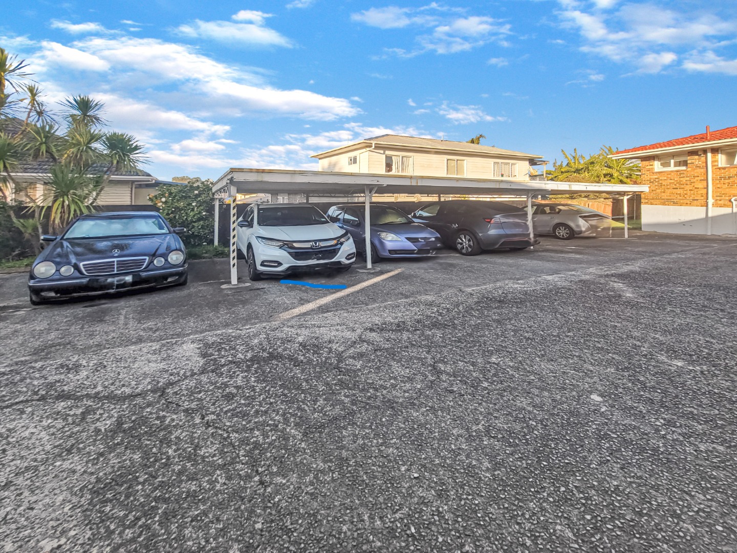 Refurbished two bedroom Onehunga mall unit. photo