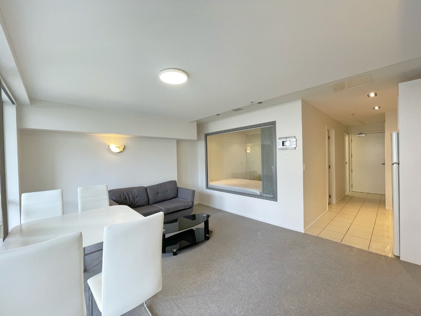 Cozy one bedroom Hobson St apartment  photo
