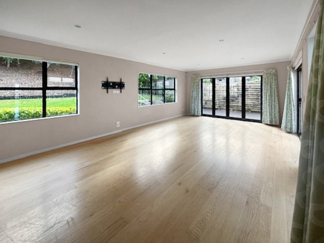 LOOKING FOR A SPACIOUS 4 BED FAMILY HOME IN MILLWATER-LOOK NO FURTHER photo