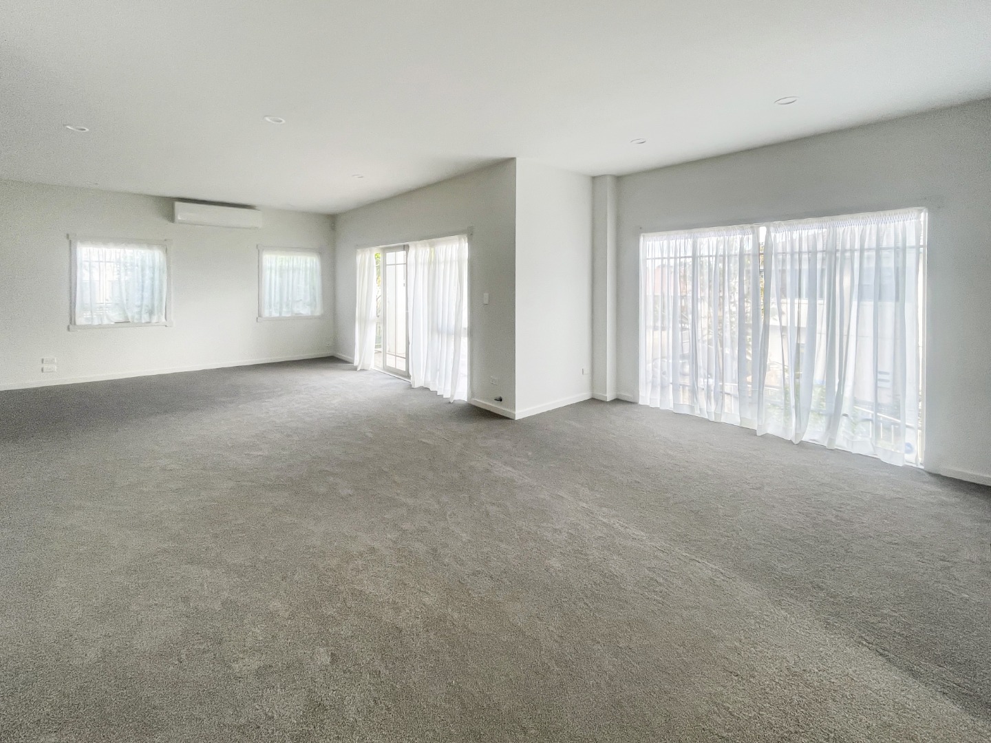 Remuera, 5bedroom Executive home  photo