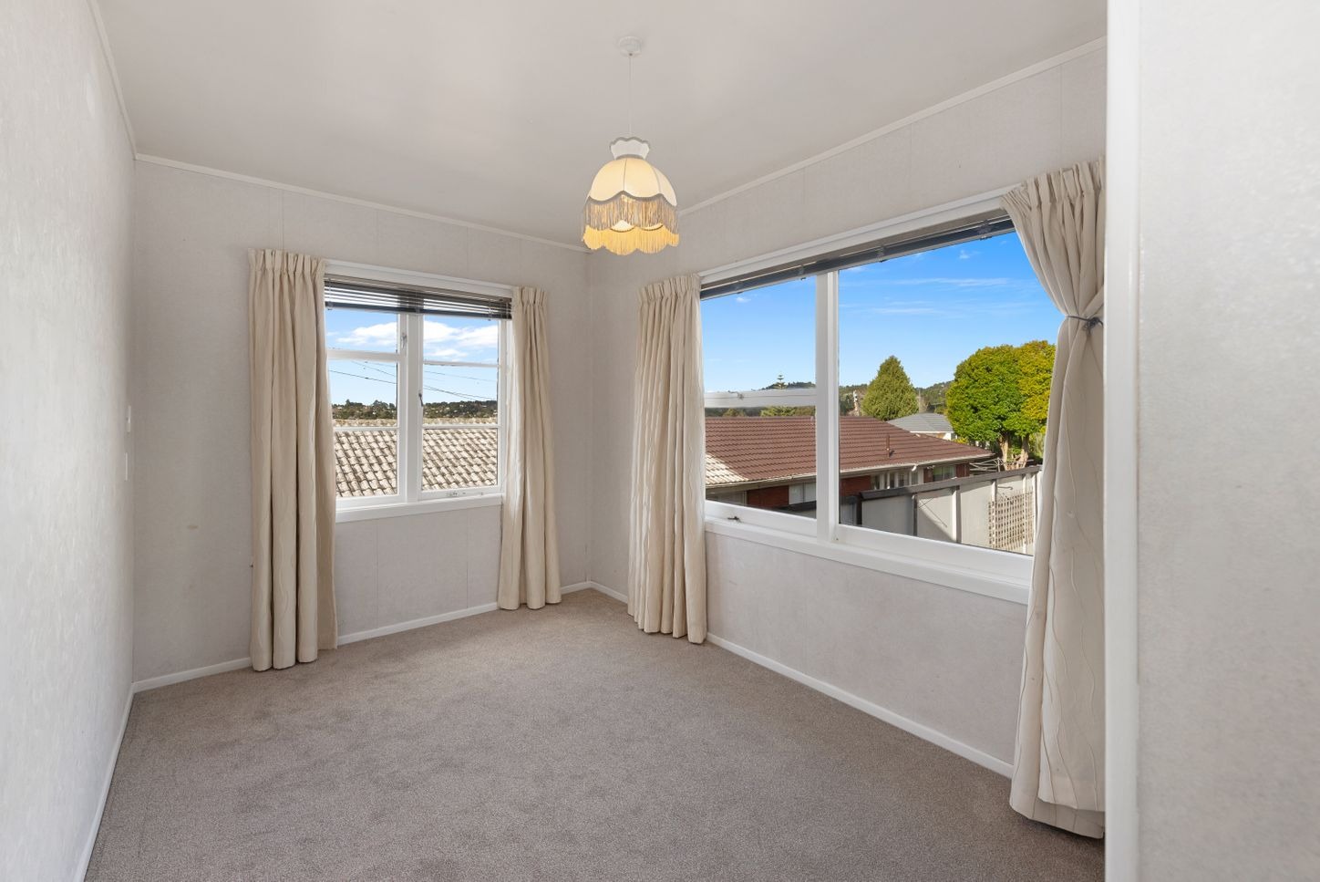 Sunny 3 bedroom family home in Glen Eden photo