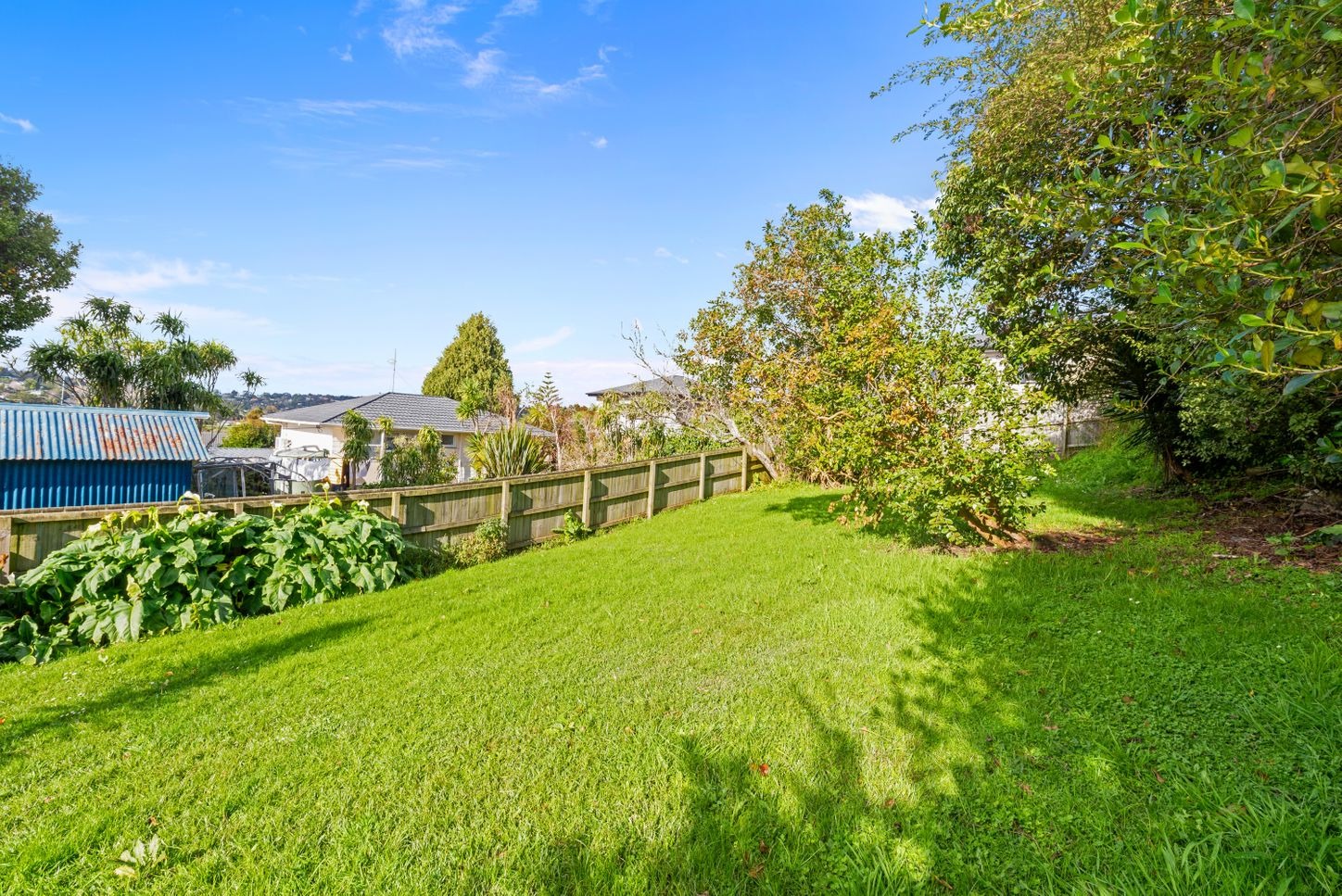 Sunny 3 bedroom family home in Glen Eden photo