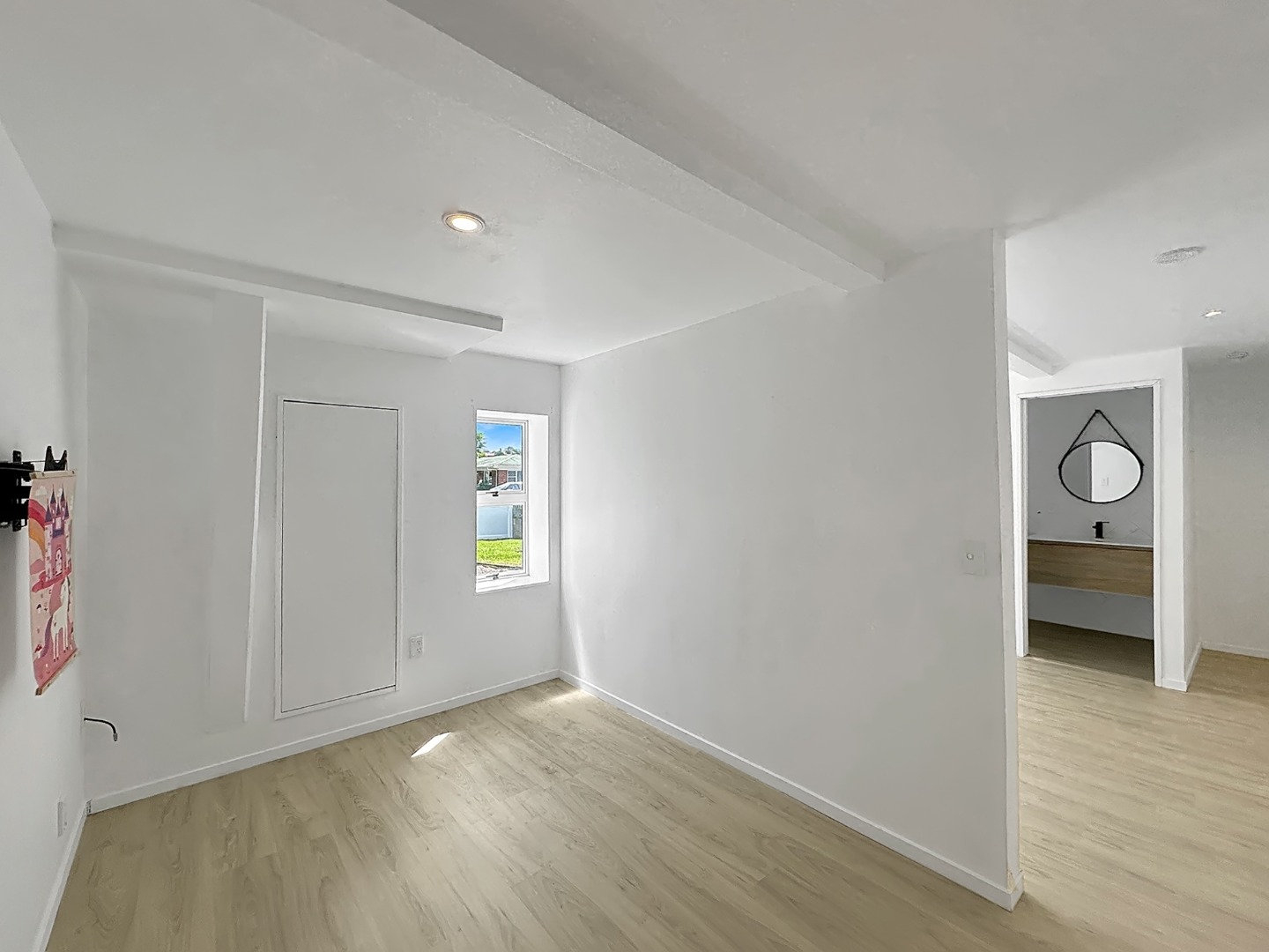 Spacious 5-Bedroom House in Glendowie with Access to Good School Zone photo