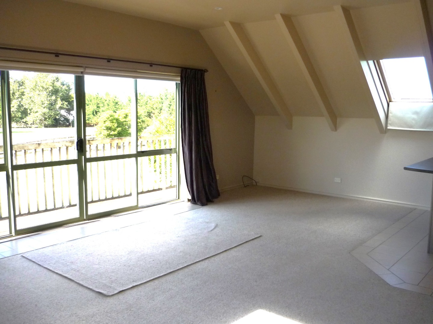 RURAL LIFESTYLE- URBAN FRINGE, FOUR BEDROOMS + ROOM FOR GRANNY! photo