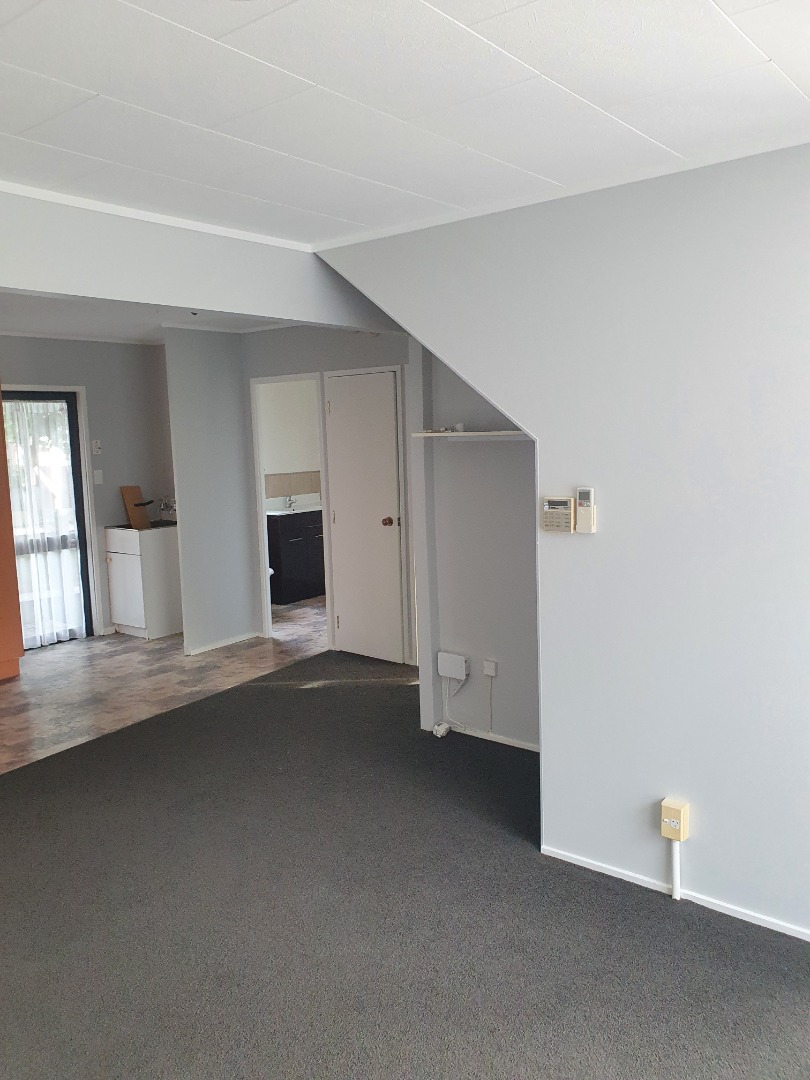 Manurewa - 3 Bedrooms with Fully Fenced Yard photo