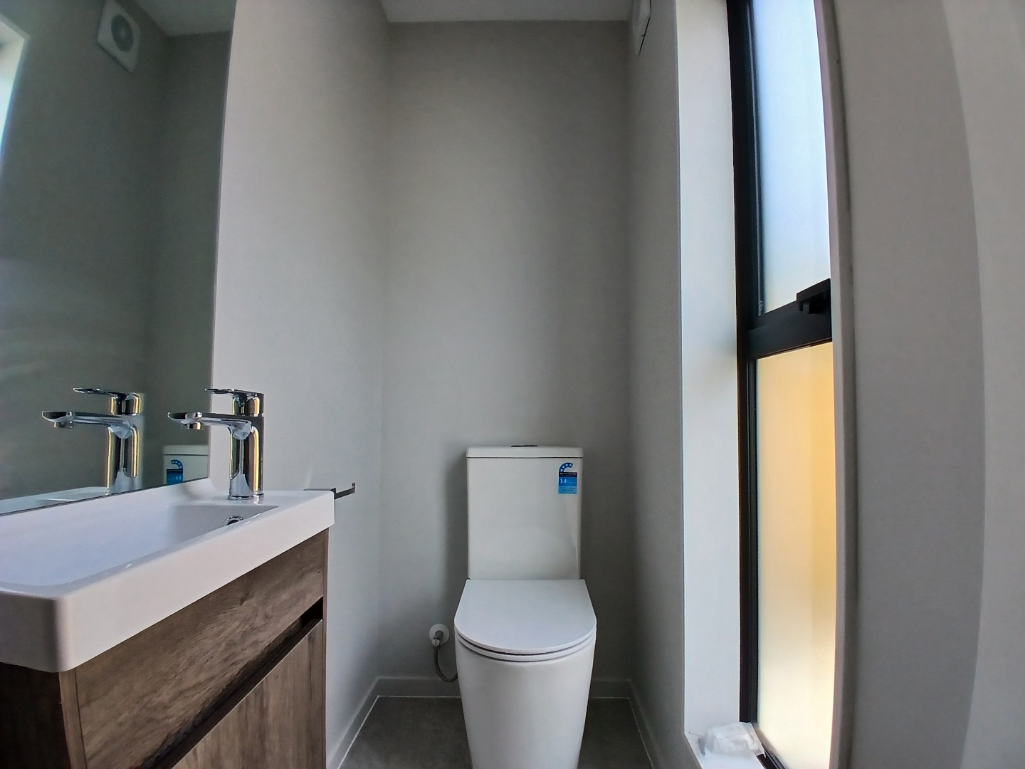  Brand new  stunning four bedroom home Massey! photo