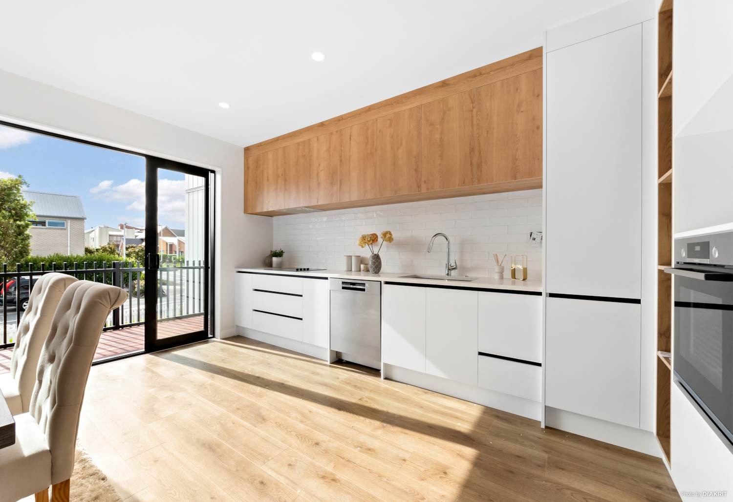 NEWLY built sunny FOUR bedroom townhouse in Hobsonville photo