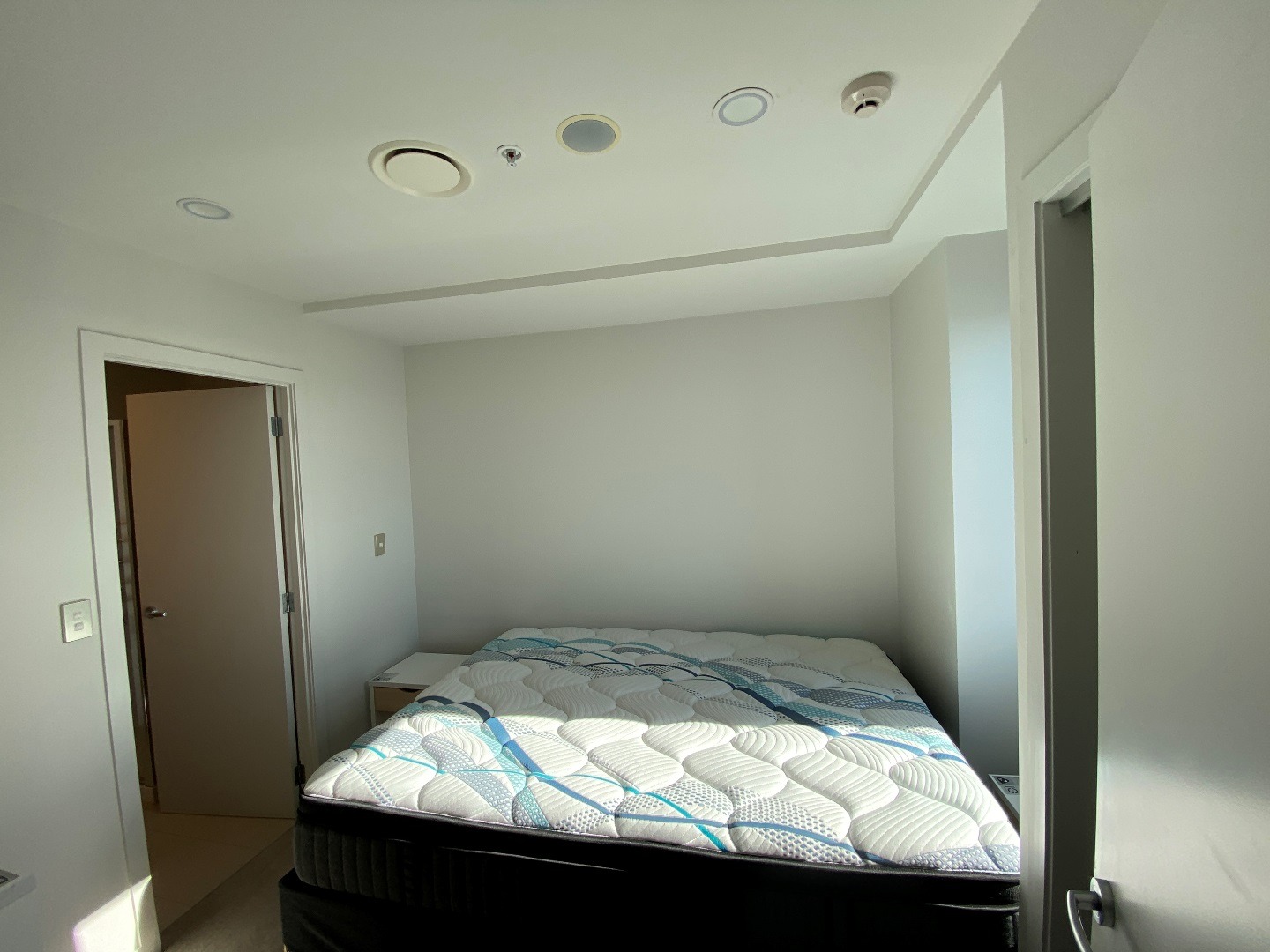 CITY CENTRAL - Semi-Furnished 2 Bedroom Apartment With Panoramic Views  photo