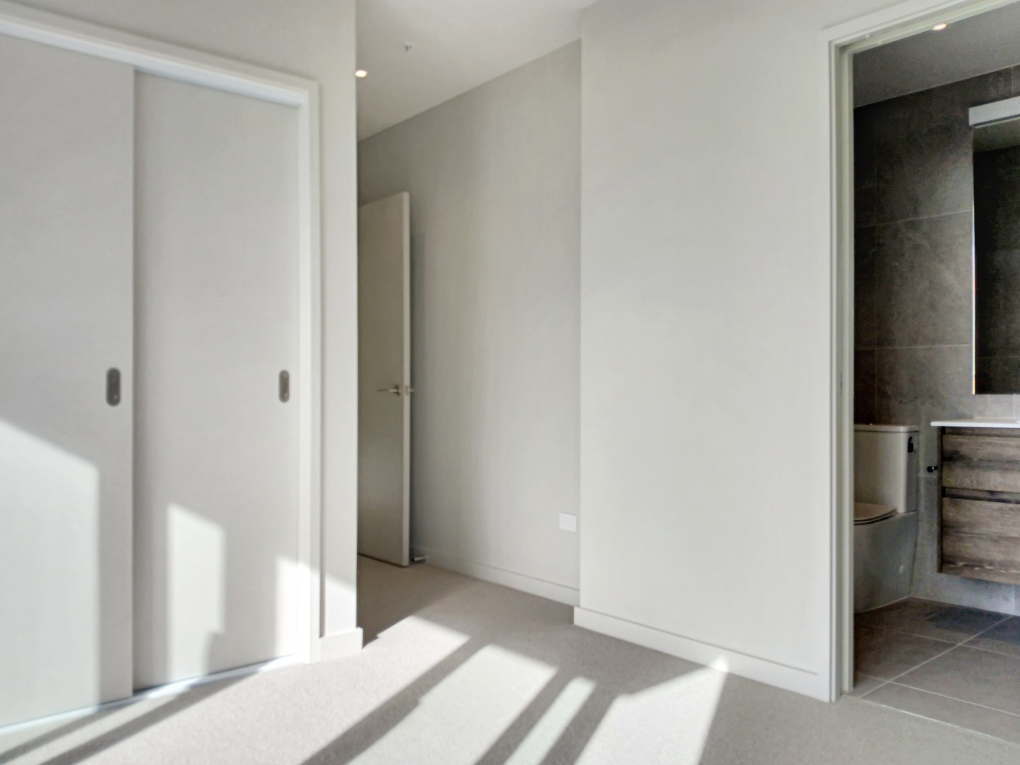 Stylish two- bedroom Long Bay Apartment ! photo