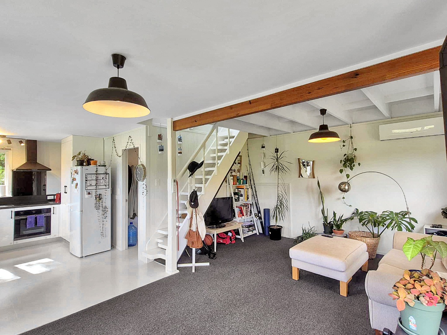 Valley views in Ostend - Two Bedroom $650 per week  photo