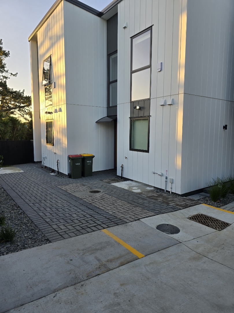 Stylish Brand New Three bedroom Duplex! photo