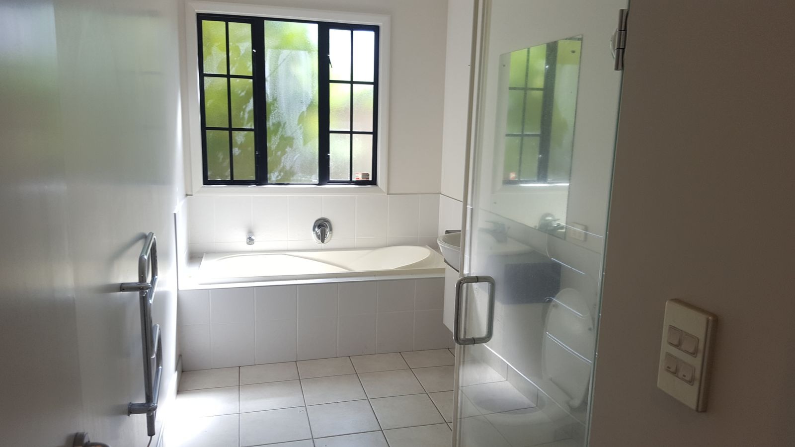 Saint Heliers  - Sunny Spacious Townhouse  photo
