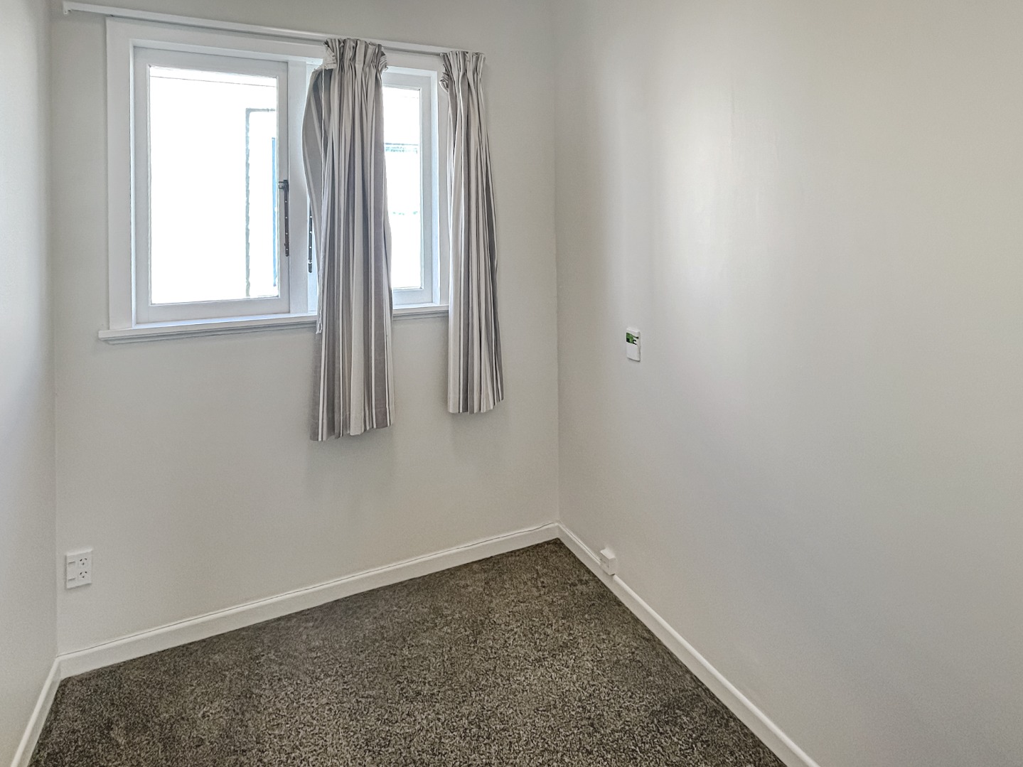 Standalone family home in Sandringham photo