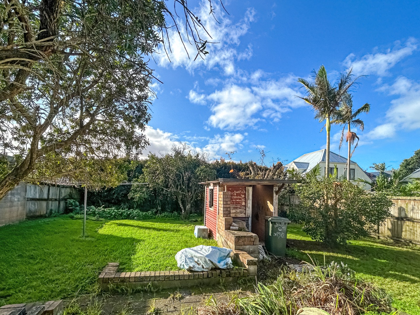 Standalone family home in Sandringham photo