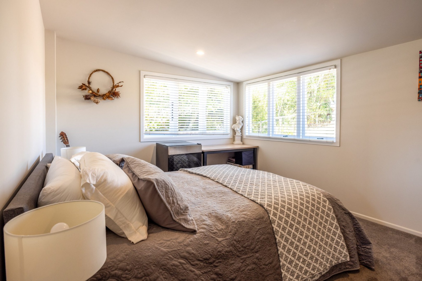 Three Bed Two Bath with a Sunny Disposition $820 p/w   photo