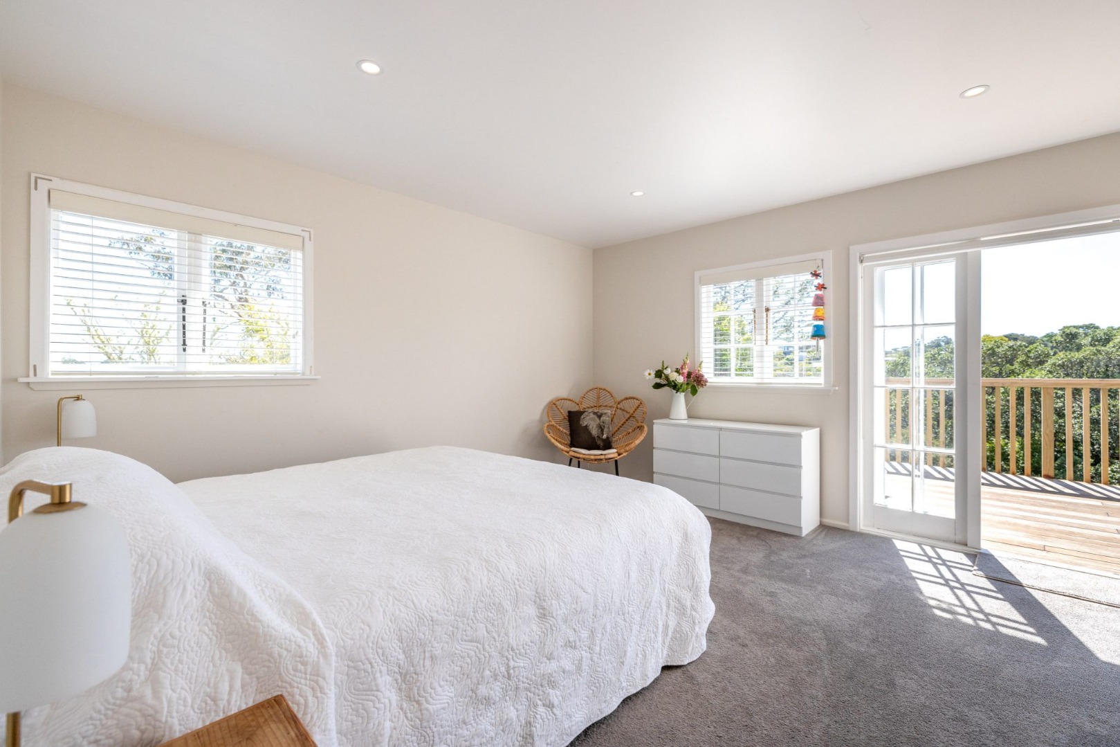 Three Bed Two Bath with a Sunny Disposition $820 p/w   photo