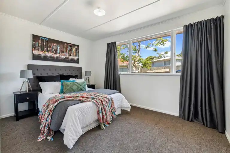 Papakura, 4 bedroom  photo